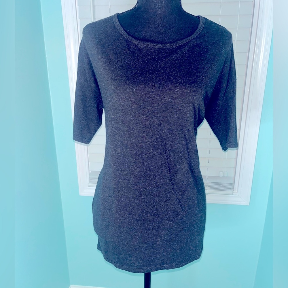 🖤Classic Black LulaRoe 3/4 Sleeve Top/Size XXS
